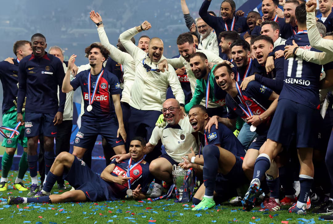 Soccer Football - Coupe de France - Final - Olympique Lyonnais v Paris St Germain - Stade Pierre-Mauroy, Villeneuve-d'Ascq, France - May 25, 2024 Paris St Germain's Kylian Mbappe and teammates (Image take it from Reuters)